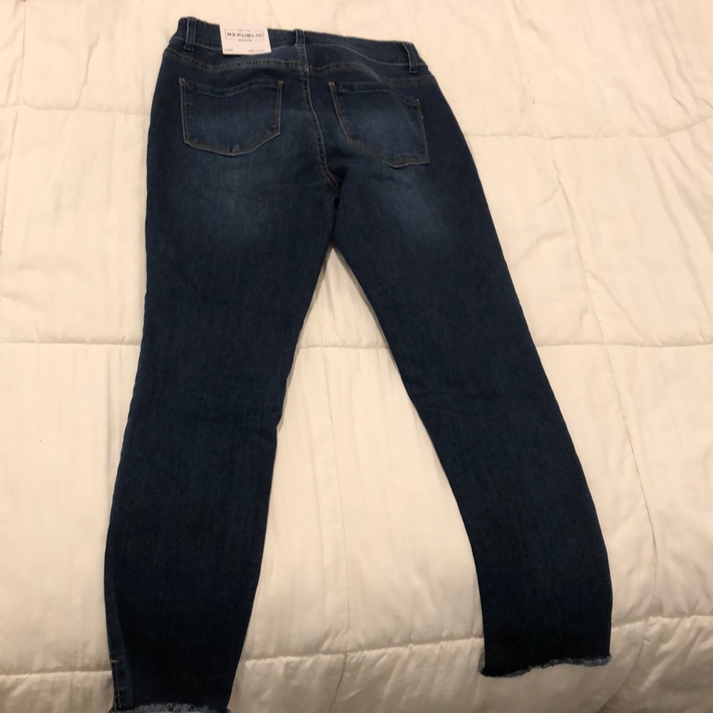 For the Republic Women’s Capri Jeans